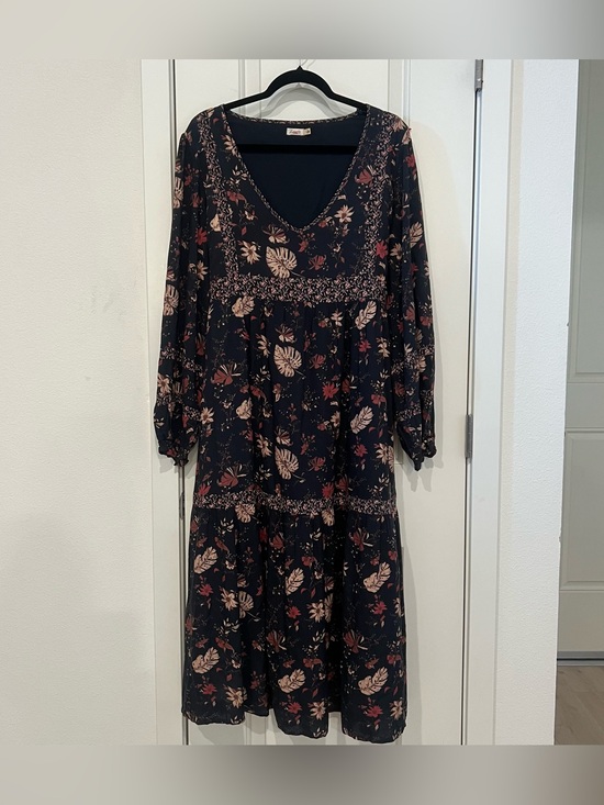 Faherty Dresses & Skirts - Faherty Boho Maxi Dress‎ belted floral bohemian Large floral Cottagecore Peasant
